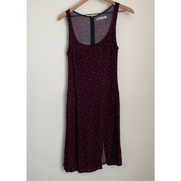 Reformation Gilmore Dress Navy Blue with Ditsy Red Floral Print Womens Size 2 - Picture 2 of 12